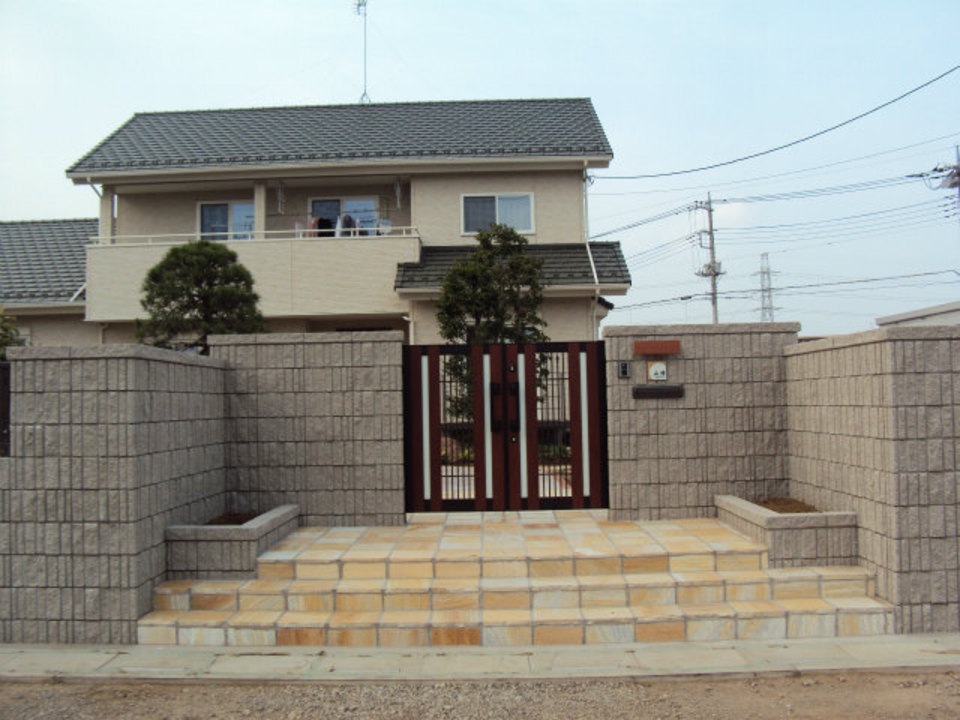 四世代がひとつ屋根の下夏は涼、冬は温、住み心地自慢の家